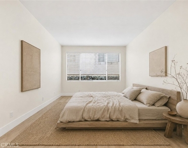 14530 Benefit Street - Photo Thumbnail 3