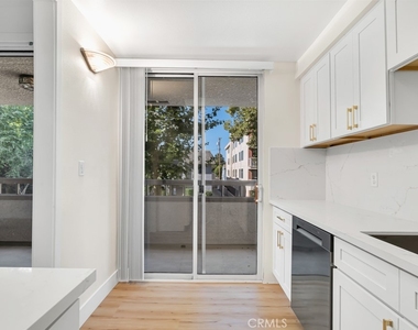 14530 Benefit Street - Photo Thumbnail 17