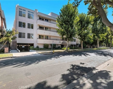 14530 Benefit Street - Photo Thumbnail 5