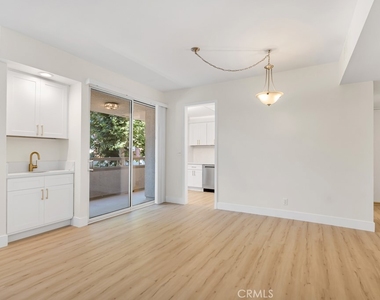 14530 Benefit Street - Photo Thumbnail 12