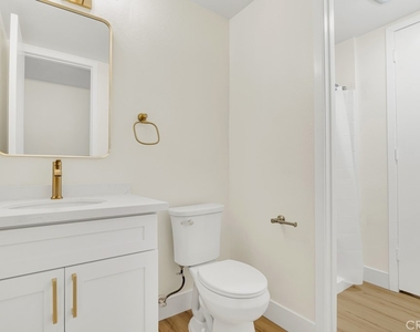 14530 Benefit Street - Photo Thumbnail 29