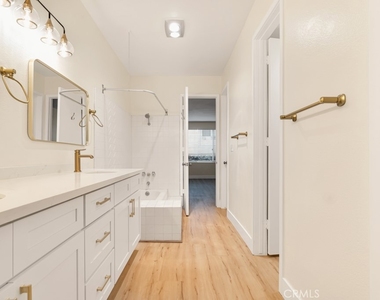 14530 Benefit Street - Photo Thumbnail 26