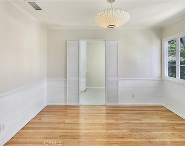 3914 Vantage Avenue - Photo Thumbnail 8