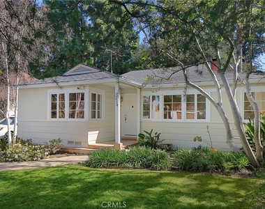 3914 Vantage Avenue - Photo Thumbnail 1
