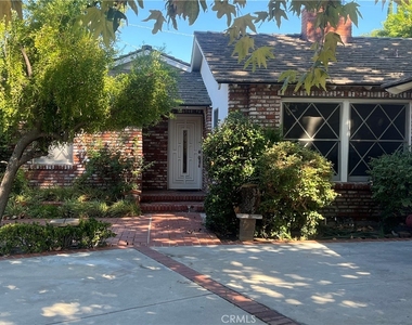 22615 Collins Street - Photo Thumbnail 1