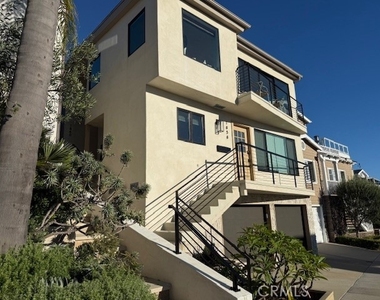 1838 Manhattan Ave - Photo Thumbnail 1