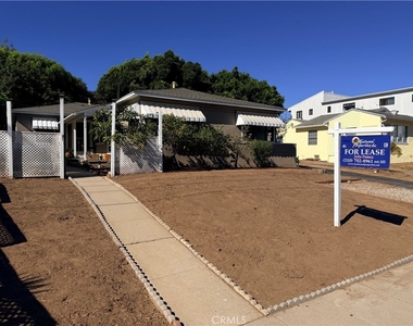 6757 W 86th Place - Photo Thumbnail 1