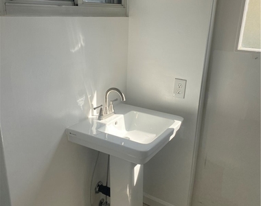 6757 W 86th Place - Photo Thumbnail 18