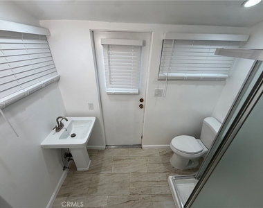 6757 W 86th Place - Photo Thumbnail 16