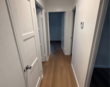 6757 W 86th Place - Photo Thumbnail 6