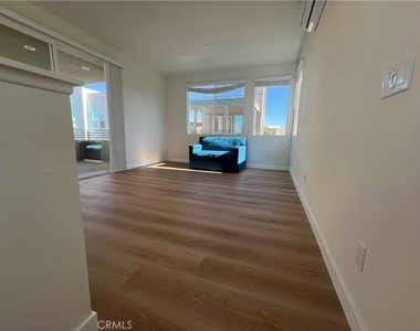 595 Cultivate - Photo Thumbnail 31