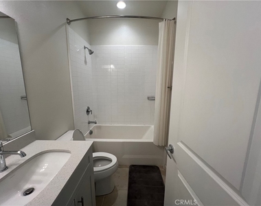 595 Cultivate - Photo Thumbnail 44
