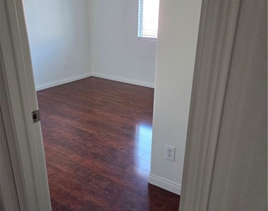 7714 Stewart And Gray - Photo Thumbnail 5