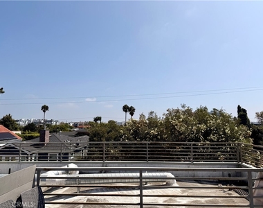 1042 Garfield Avenue - Photo Thumbnail 40