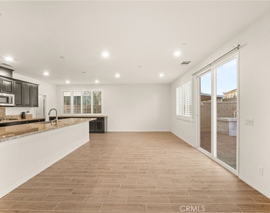 6898 Cache Way - Photo Thumbnail 6