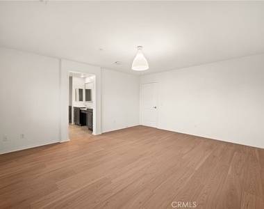6898 Cache Way - Photo Thumbnail 10
