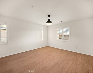 6898 Cache Way - Photo Thumbnail 12