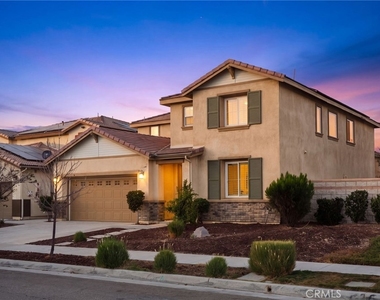 6898 Cache Way - Photo Thumbnail 1