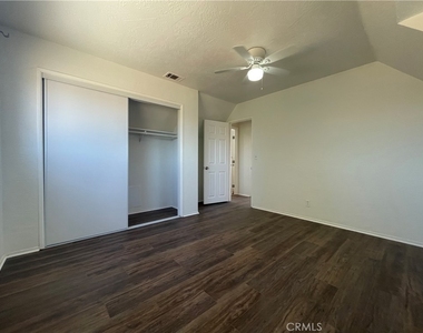 26140 Hoover Street - Photo Thumbnail 10