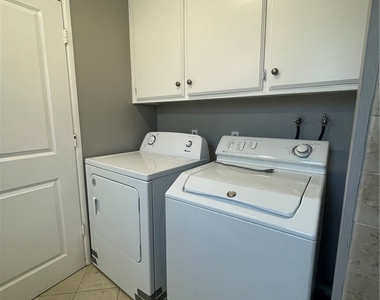 26140 Hoover Street - Photo Thumbnail 8