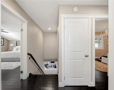 1320 N Van Gogh - Photo Thumbnail 42