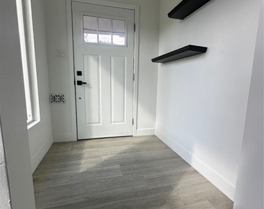 13421 Valna Drive - Photo Thumbnail 2