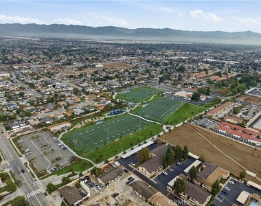 16595 Upland Avenue - Photo Thumbnail 29