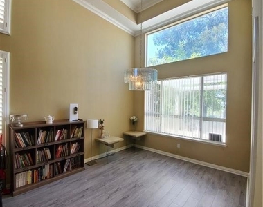 3527 Brighton Place - Photo Thumbnail 7