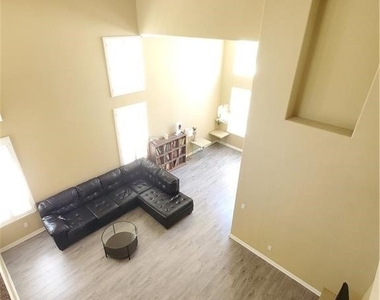 3527 Brighton Place - Photo Thumbnail 5