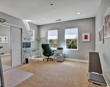 2811 Quarryhill Ave - Photo Thumbnail 24