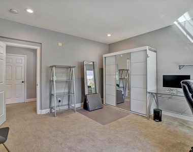 2811 Quarryhill Ave - Photo Thumbnail 25