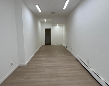 2057 2nd Ave - Photo Thumbnail 2