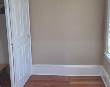 8924 87th Street - Photo Thumbnail 2