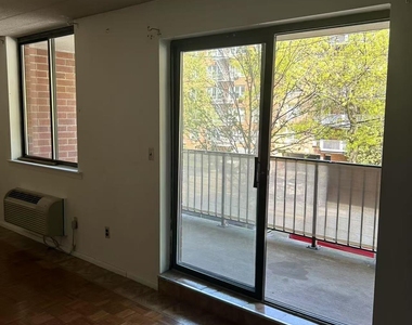 139-76 35th Avenue - Photo Thumbnail 2