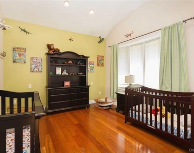 712 126th Street - Photo Thumbnail 14
