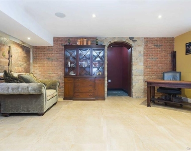 712 126th Street - Photo Thumbnail 15