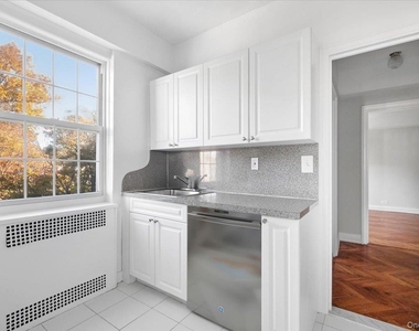 45 Popham Road - Photo Thumbnail 7