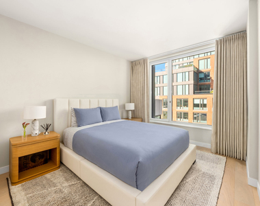 450 Washington Street - Photo Thumbnail 4