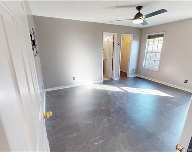 5515 Rising Ridge Drive - Photo Thumbnail 15