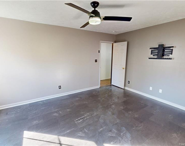 5515 Rising Ridge Drive - Photo Thumbnail 16
