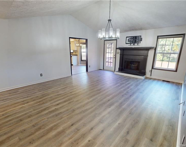 5515 Rising Ridge Drive - Photo Thumbnail 5