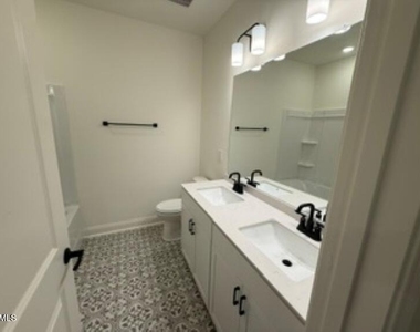 1245 Woody Drive - Photo Thumbnail 33
