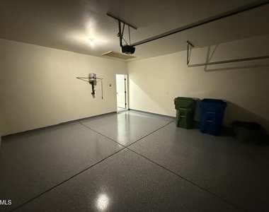 1245 Woody Drive - Photo Thumbnail 30