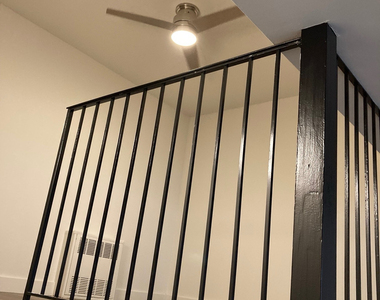 359 East 62nd Street - Photo Thumbnail 4