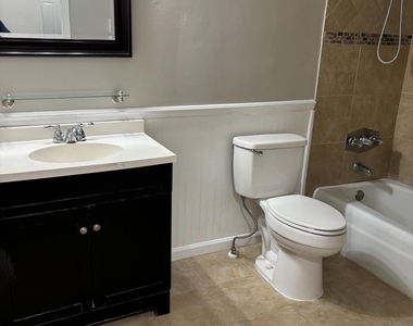 5201 Atlantic Boulevard - Photo Thumbnail 12