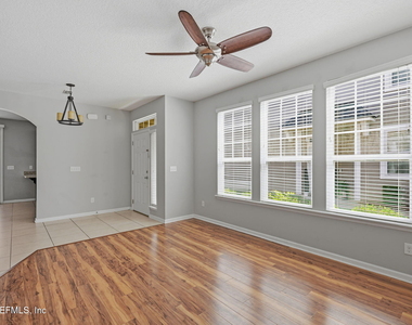 3905 Aubrey Lane - Photo Thumbnail 12