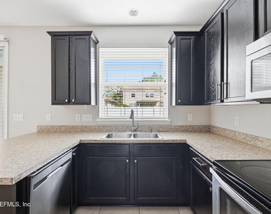 3905 Aubrey Lane - Photo Thumbnail 23