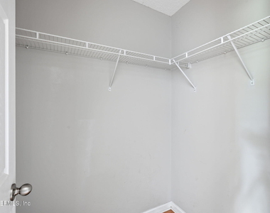 3905 Aubrey Lane - Photo Thumbnail 33
