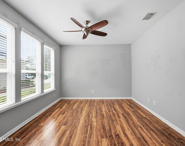 3905 Aubrey Lane - Photo Thumbnail 9