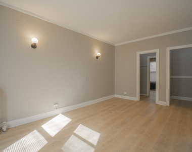 1414 W Pratt Boulevard - Photo Thumbnail 4